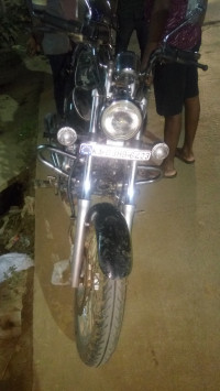 Bajaj Avenger 200 DTS-i