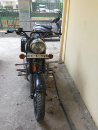 Royal Enfield Classic 500
