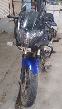 Bajaj Pulsar 220F