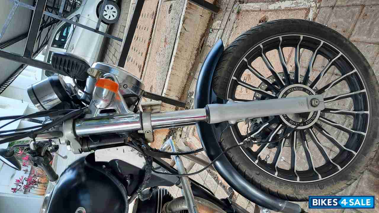 Royal Enfield Thunderbird 350