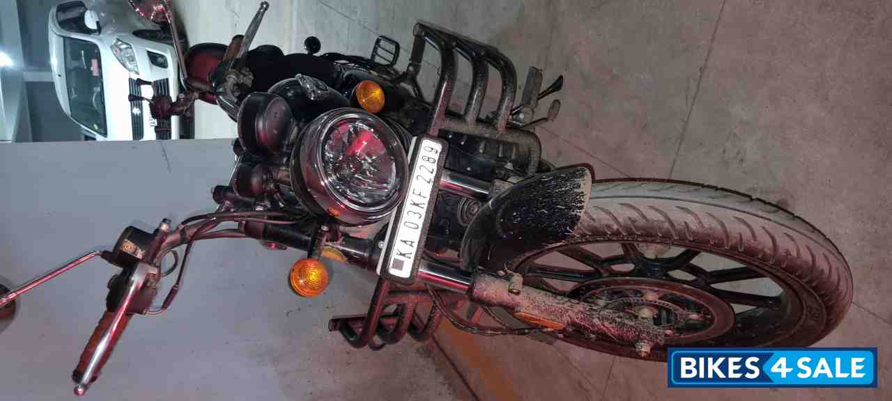 Royal Enfield Meteor 350 Stellar