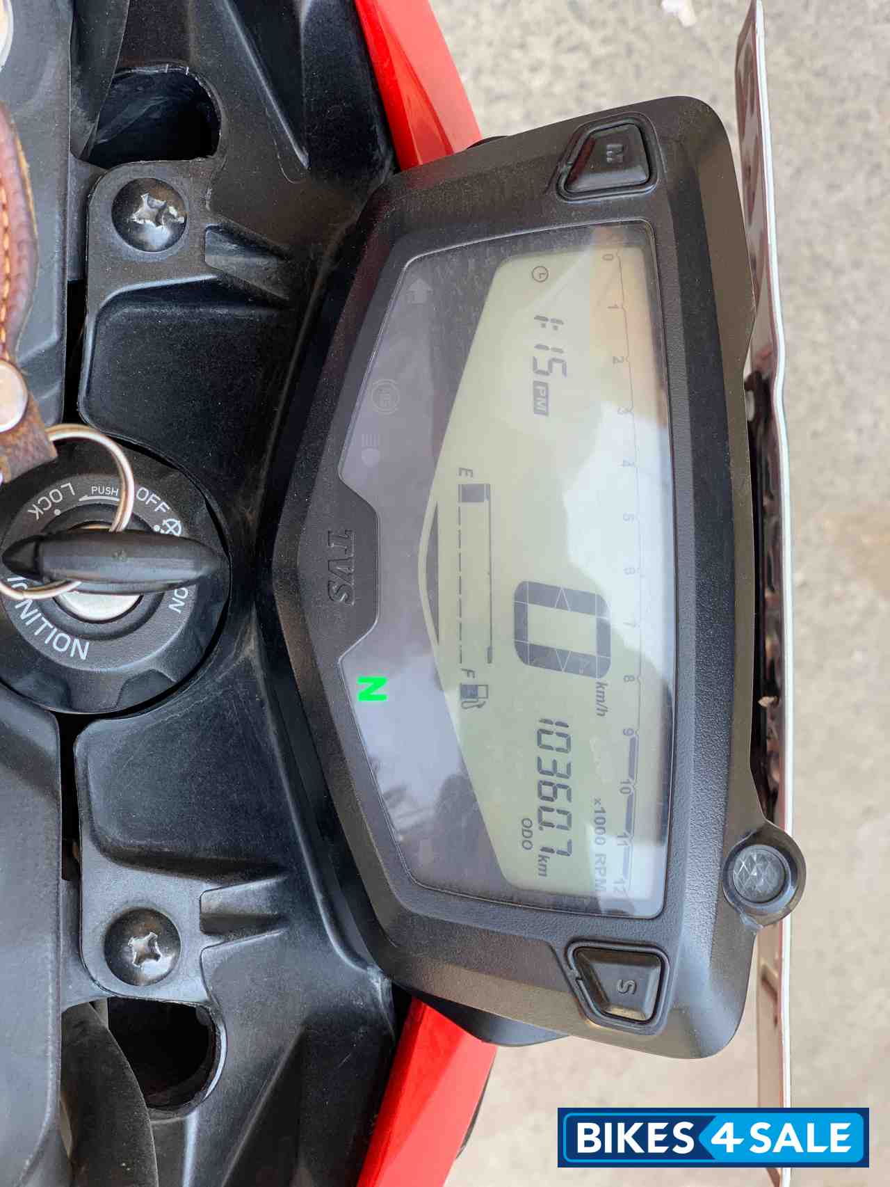 Red TVS Apache RTR 160 4V