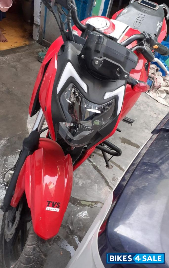 TVS Apache RTR 160 4V TVS Apache RTR 160 4V