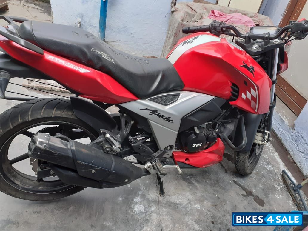 TVS Apache RTR 160 4V TVS Apache RTR 160 4V
