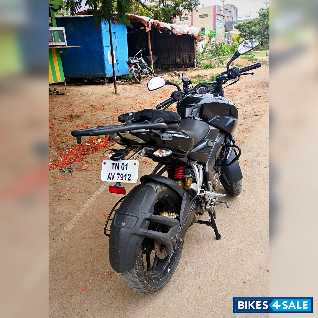 Bajaj Pulsar 200 NS
