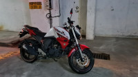 White And Red Yamaha FZ-S FI V2