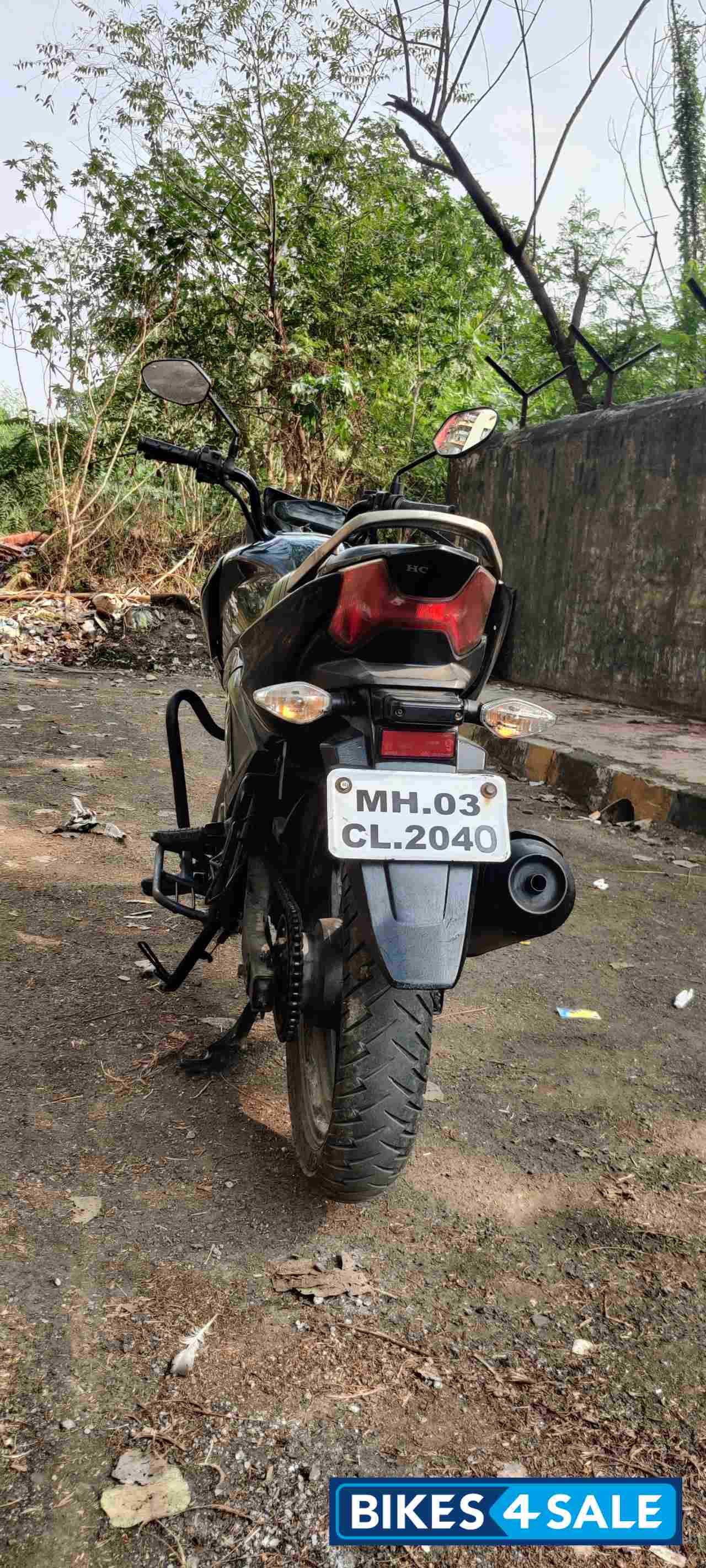 Black Honda CB Unicorn 160