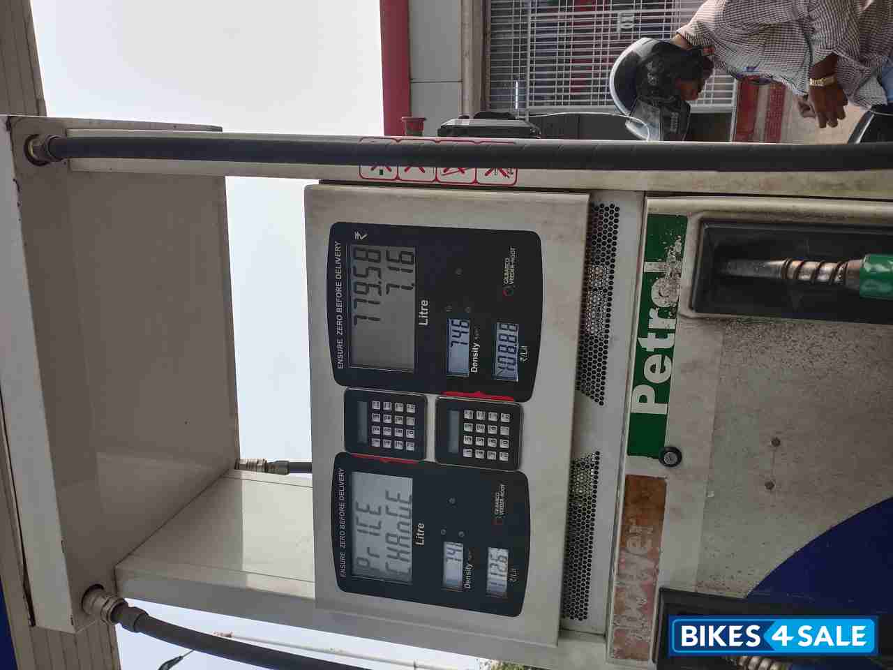 Glossy Black Golden Royal Enfield Classic Classic reborn dual channel Abs.