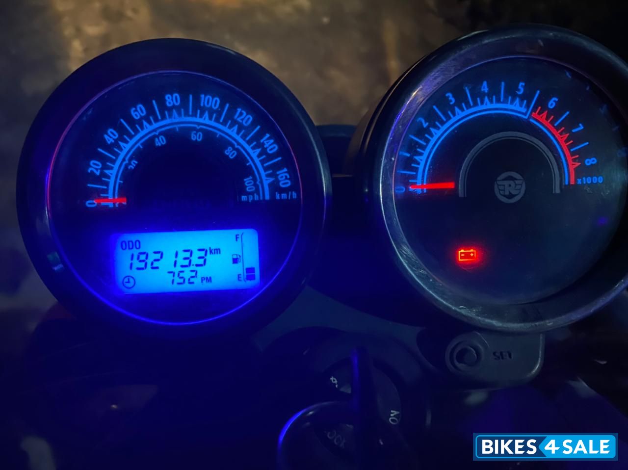 Gatway Orange Royal Enfield Thunderbird X 500