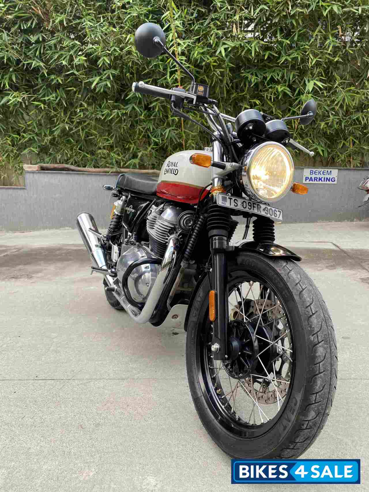 Royal Enfield Interceptor 650 Twin