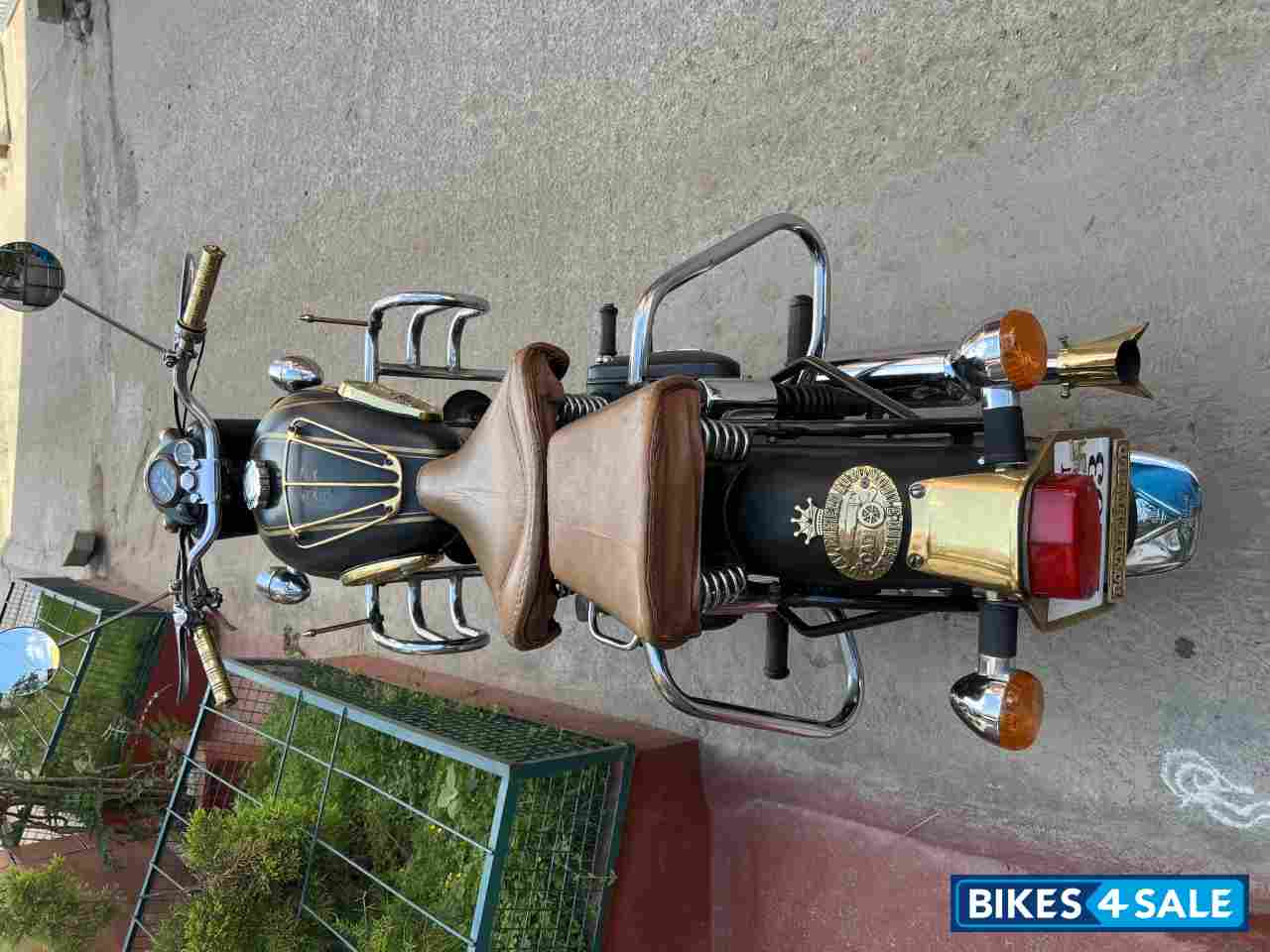 Royal Enfield Bullet 350