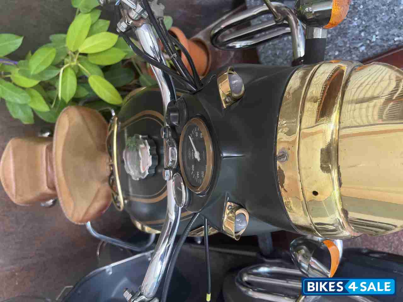 Royal Enfield Bullet 350