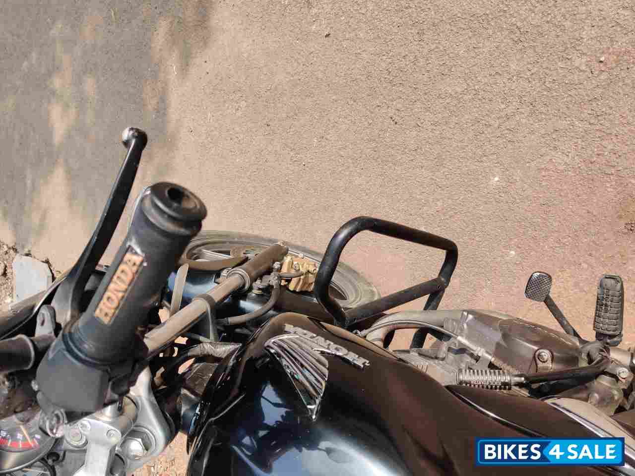 Black Honda CB Unicorn