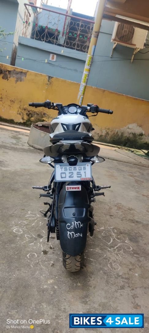Bajaj Pulsar 200 NS ABS
