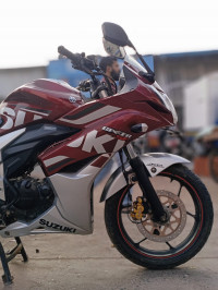 Suzuki Gixxer SF Fi