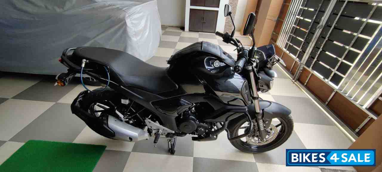 Black Yamaha FZ-S FI V3 BS6