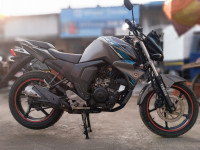Yamaha FZ FI V2