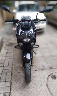 Black TVS Apache RTR 200 Fi 4V Race Edition 2.0