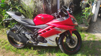 Yamaha YZF R15 V2