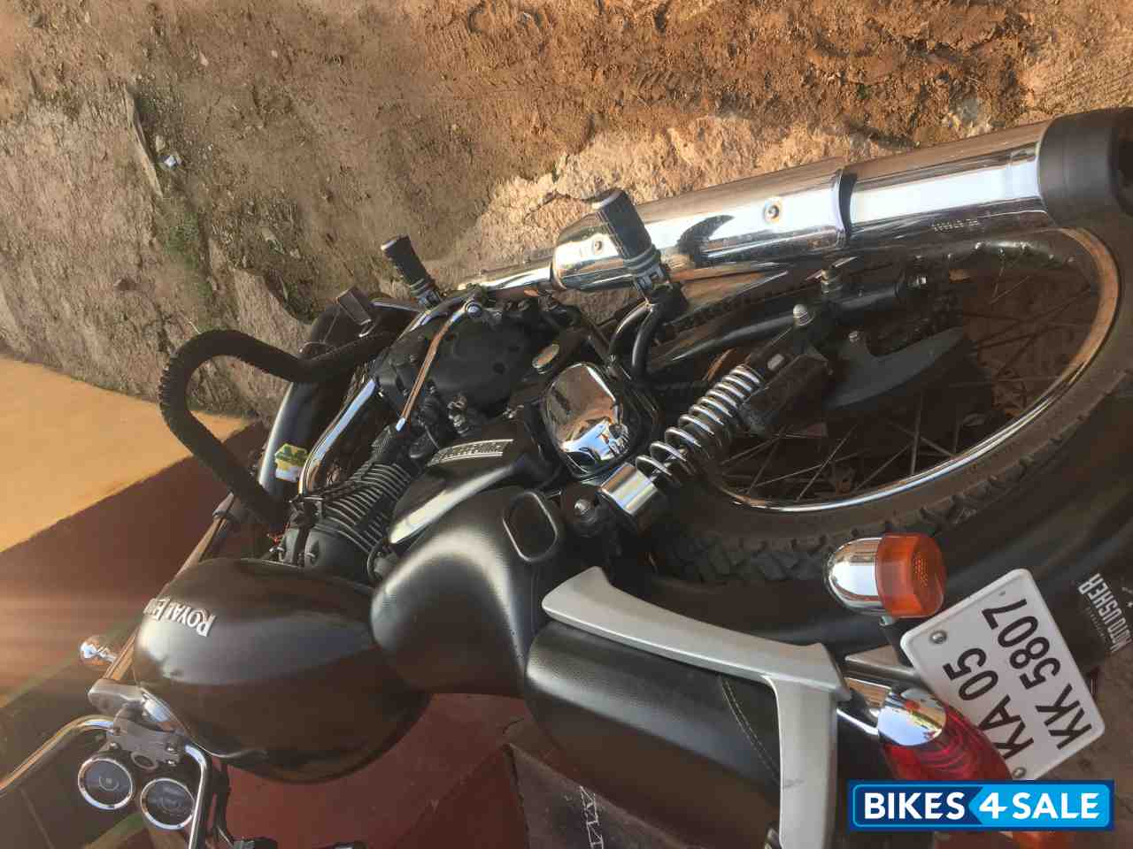 Mat Black Royal Enfield Thunderbird 350