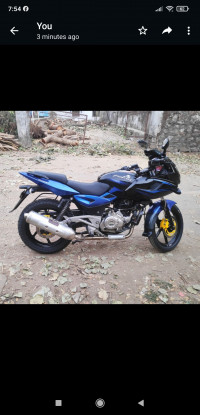Bajaj Pulsar 220F