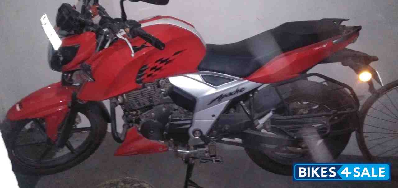 TVS Apache RTR 160 4V