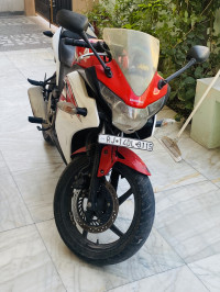 Honda CBR 150R 2014 Model