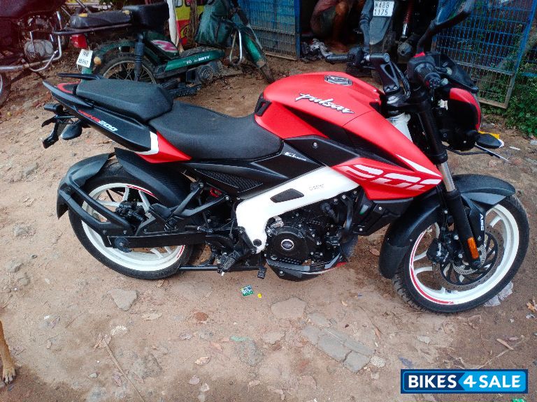 Bajaj Pulsar NS 200 BS6