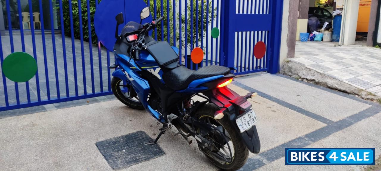Sf Blue Suzuki Gixxer SF