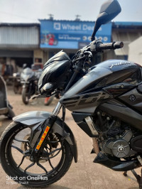 Bajaj Pulsar 200 NS ABS
