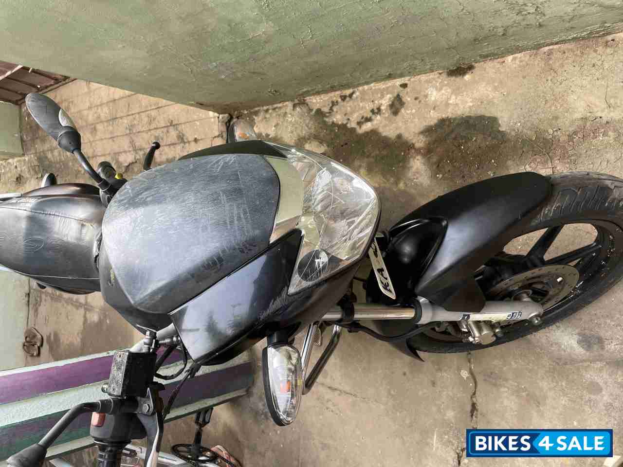 Black TVS Apache 150