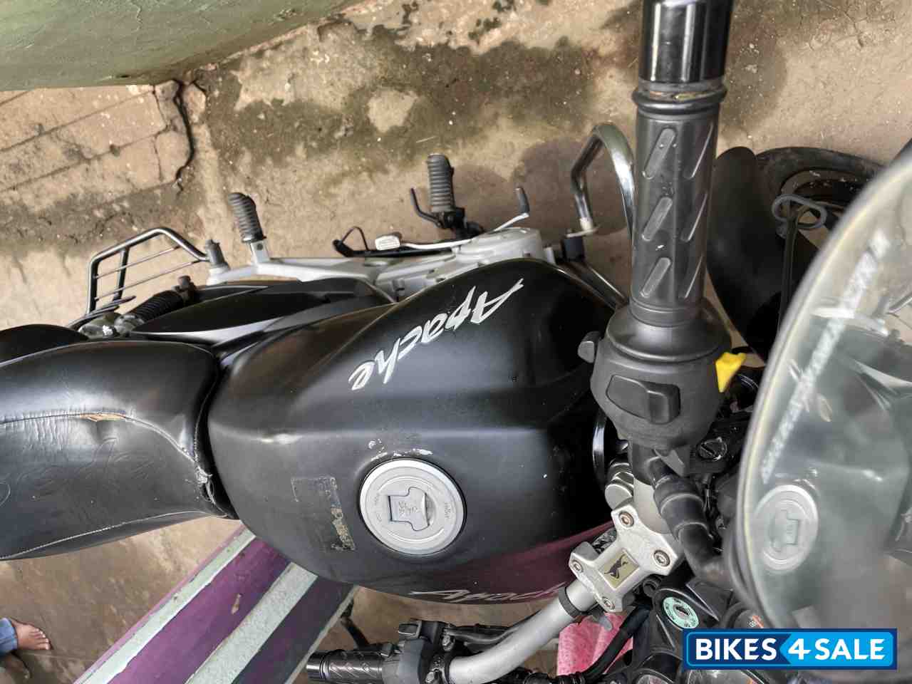Black TVS Apache 150