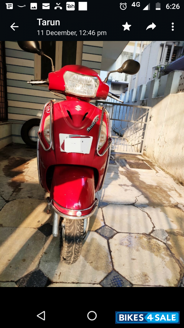 Red Suzuki Access 125