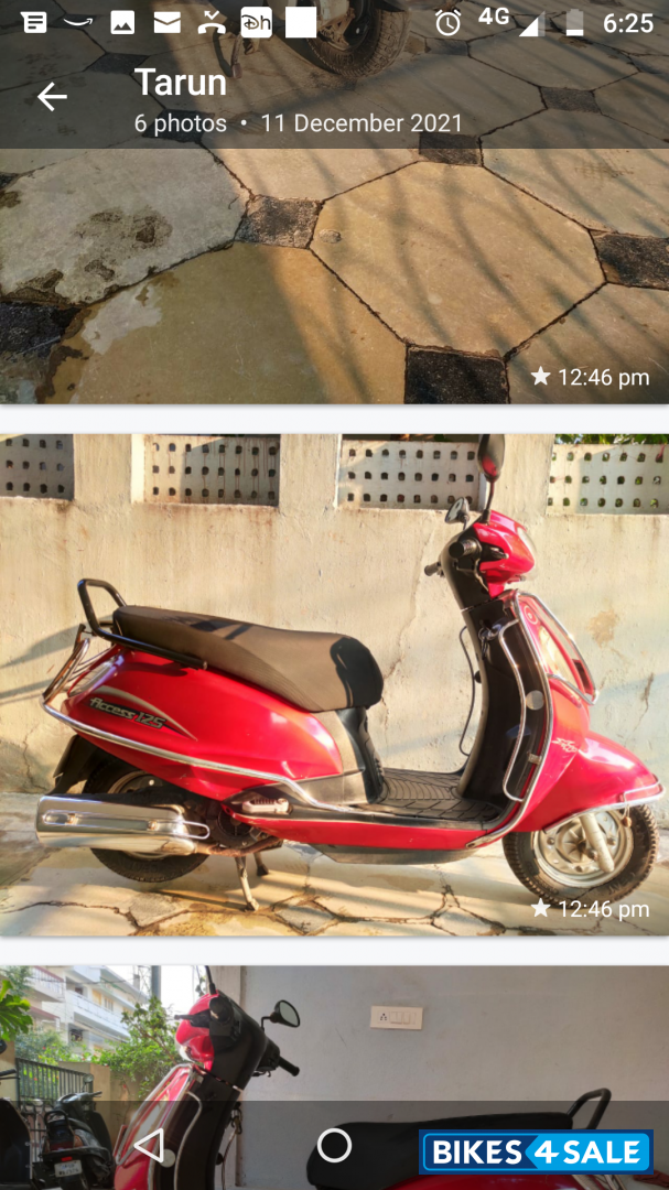 Red Suzuki Access 125