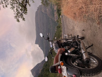 Black Royal Enfield Thunderbird TwinSpark 350