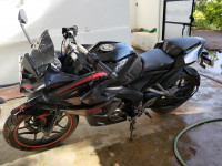 Black Bajaj Pulsar RS 200 ABS