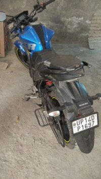 Blue Suzuki Gixxer 150