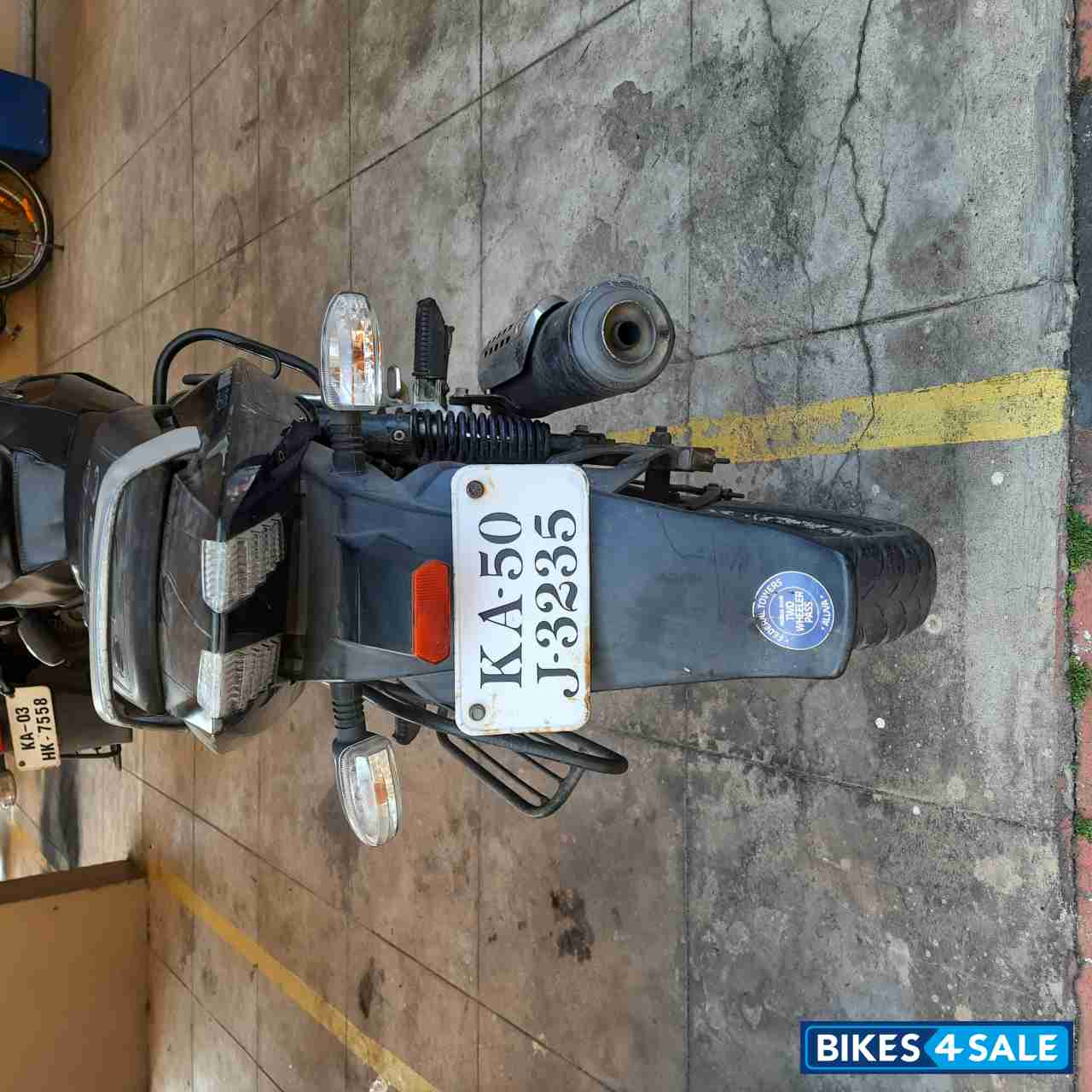 Black Bajaj Pulsar 150 DTSi