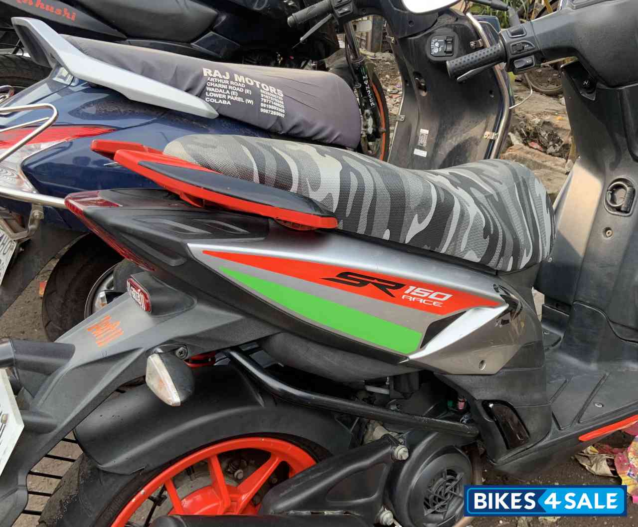 Red, Grey Aprilia RS 150
