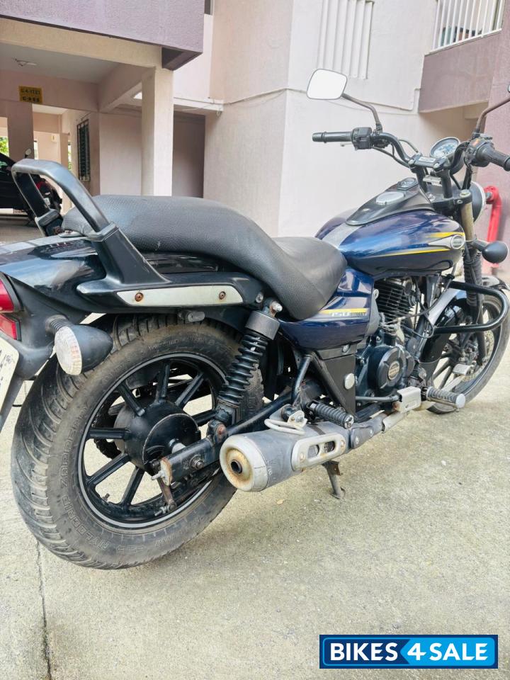 Bajaj Avenger Street 150