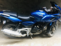 Bajaj Pulsar 220 DTSFi 2010 Model