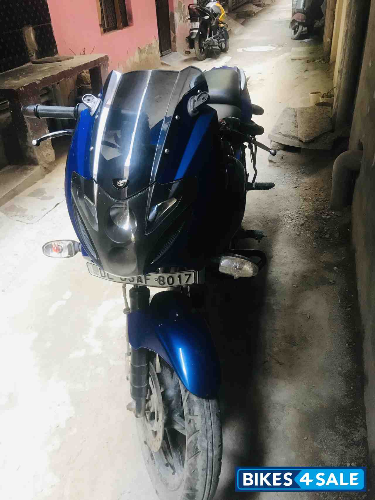 Bajaj Pulsar 220 DTSFi