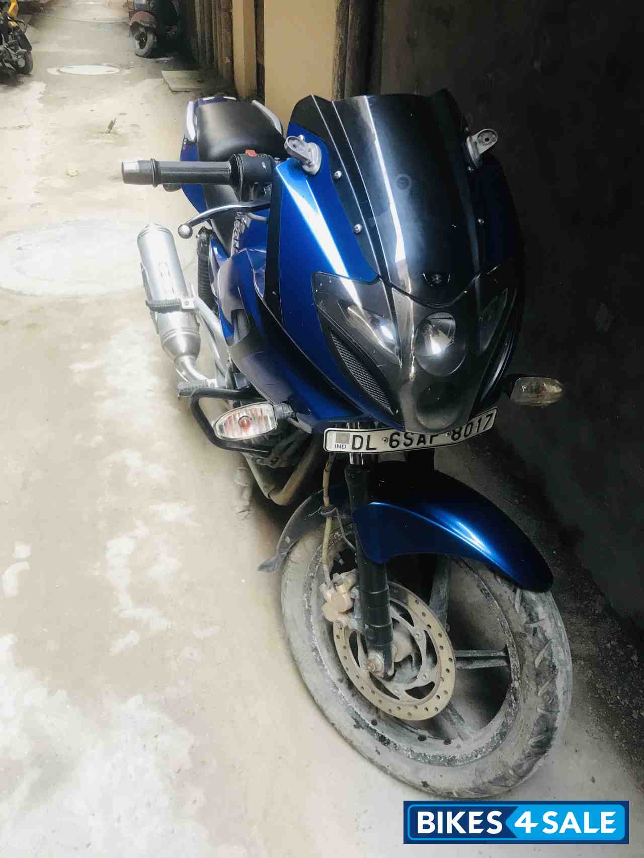 Bajaj Pulsar 220 DTSFi