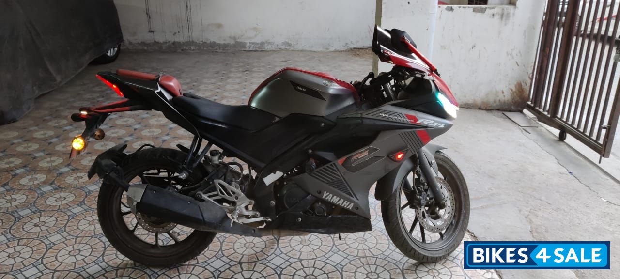 Yamaha YZF R15 V3