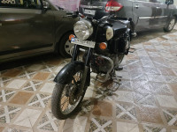 Black Royal Enfield Classic 350