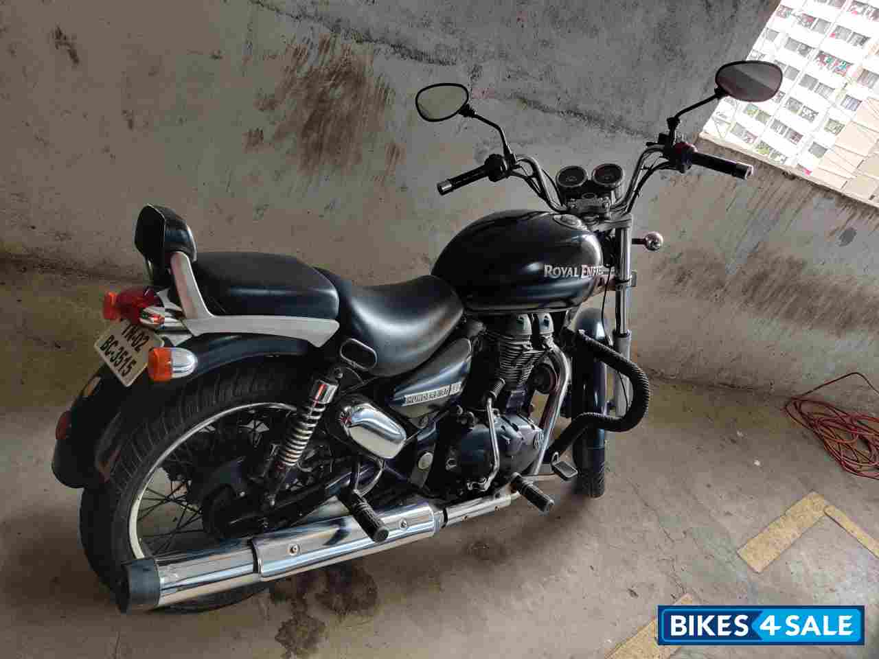 Matt Black Royal Enfield Thunderbird 350