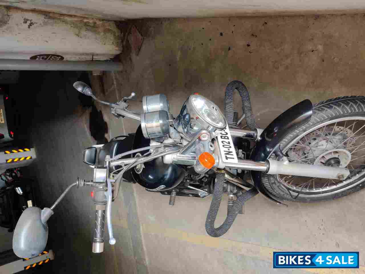 Matt Black Royal Enfield Thunderbird 350