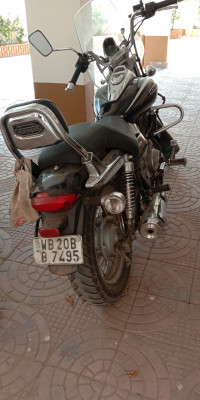 Bajaj Avenger Cruise 220