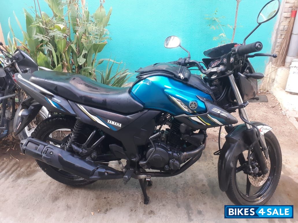 Cyan Blue Yamaha SZ-RR