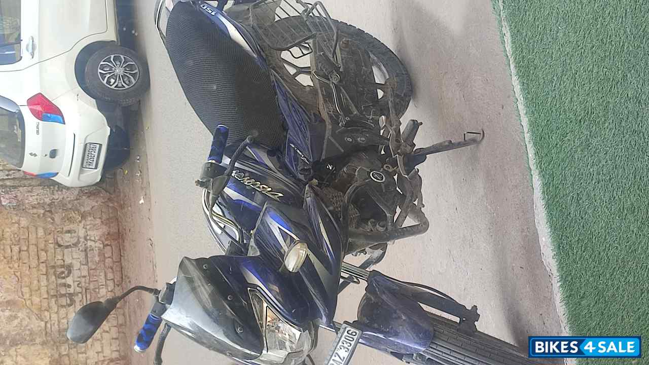 Bajaj Discover 150 F